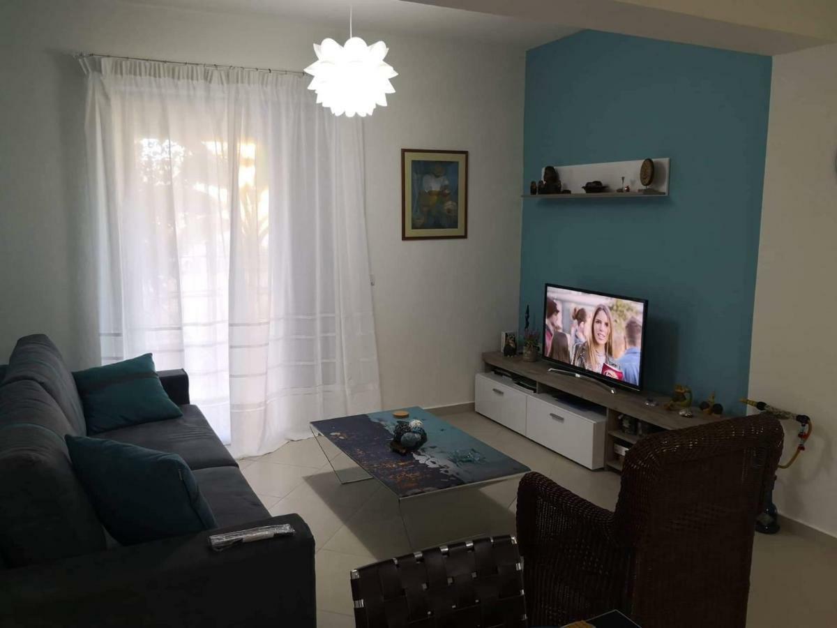 Menta Apartment Nea Iraklitsa Esterno foto